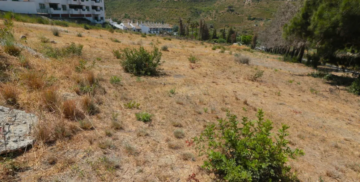 Продажа  жилого участка в Manilva (район Manilva) 7