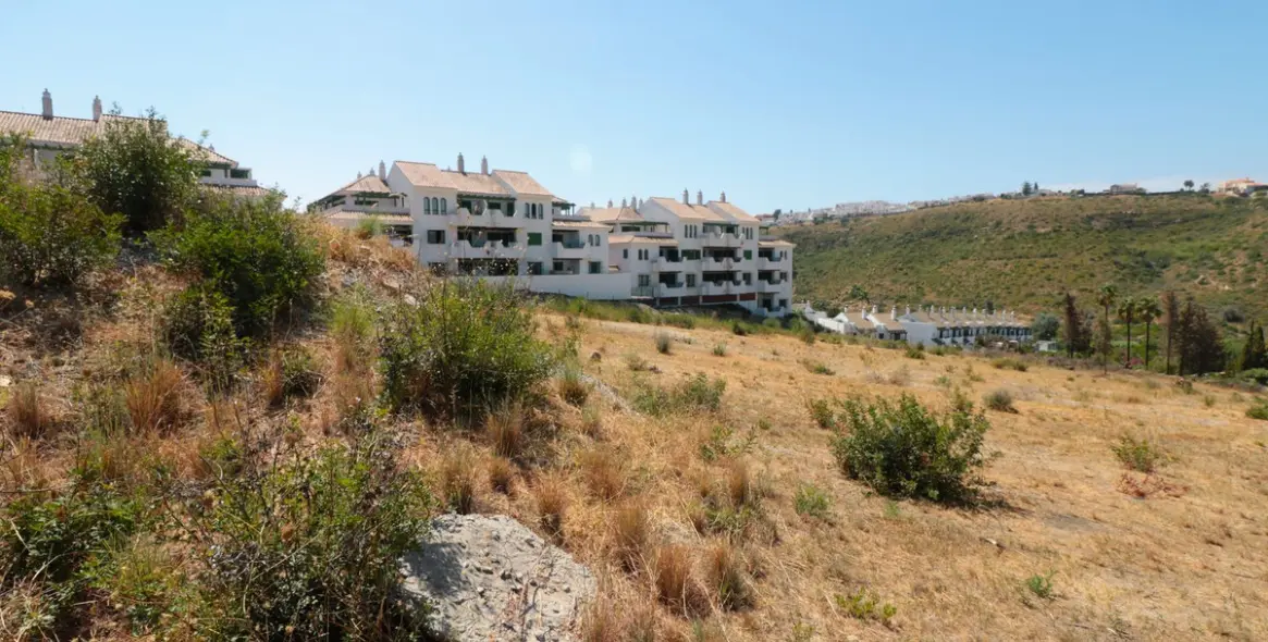 Продажа  жилого участка в Manilva (район Manilva) 8