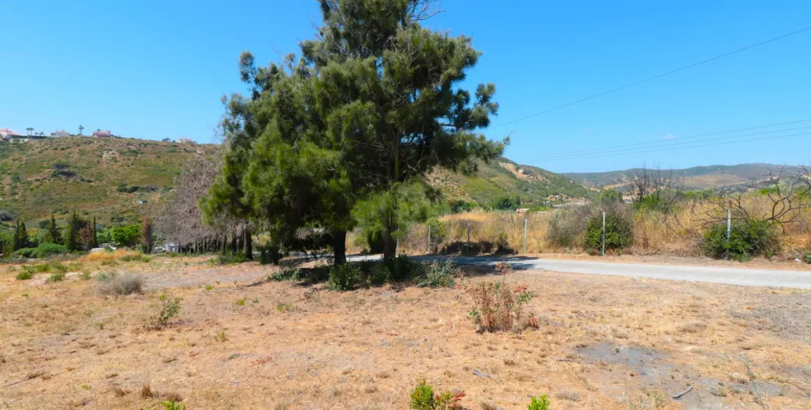 Продажа  жилого участка в Manilva (район Manilva) 9