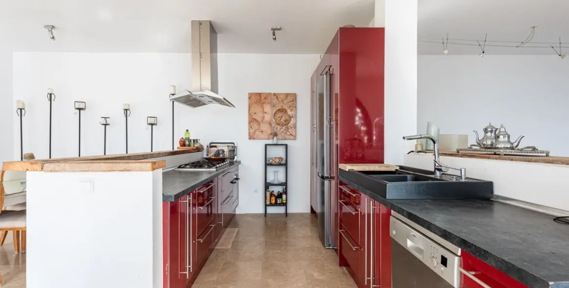 Продажа  отдельно стоящей виллы в Manilva 14