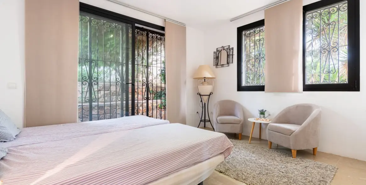 Продажа  отдельно стоящей виллы в Manilva 20