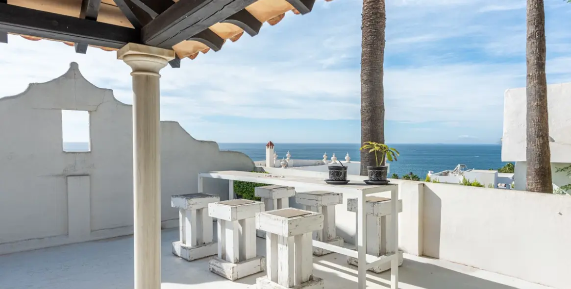 Продажа  отдельно стоящей виллы в Manilva 26