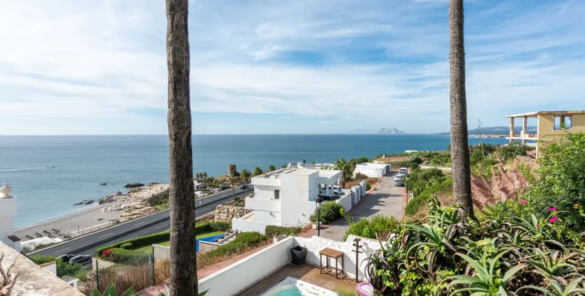 Продажа  отдельно стоящей виллы в Manilva 27