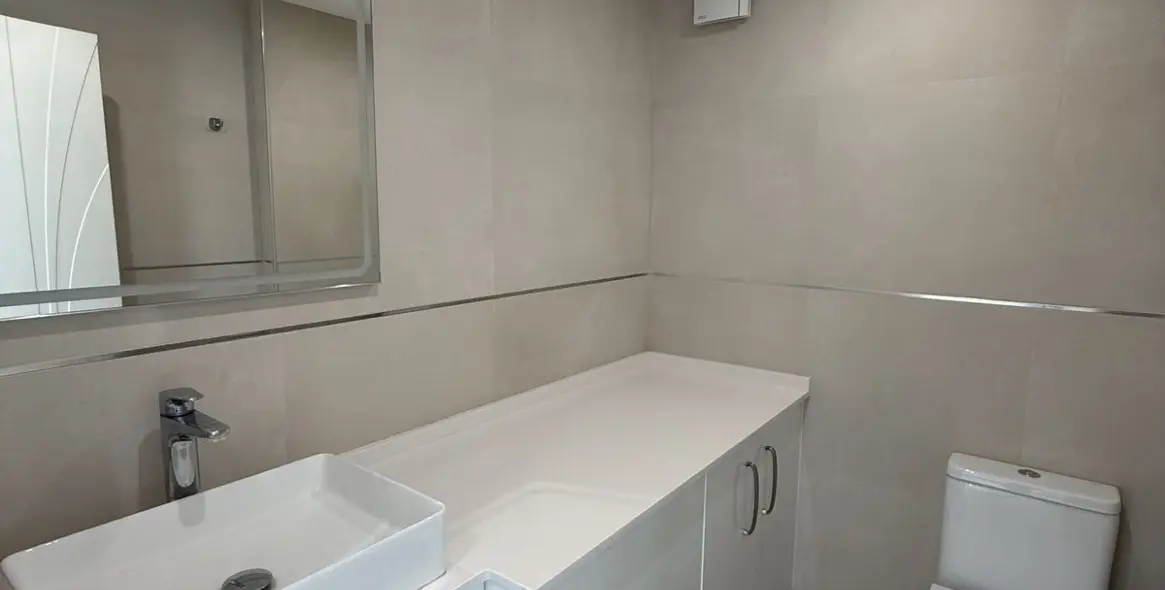 Продажа  отдельно стоящей виллы в Estepona 10