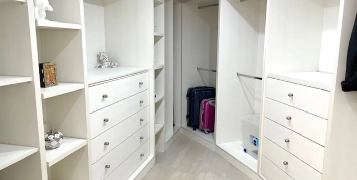 Продажа  отдельно стоящей виллы в Estepona 19