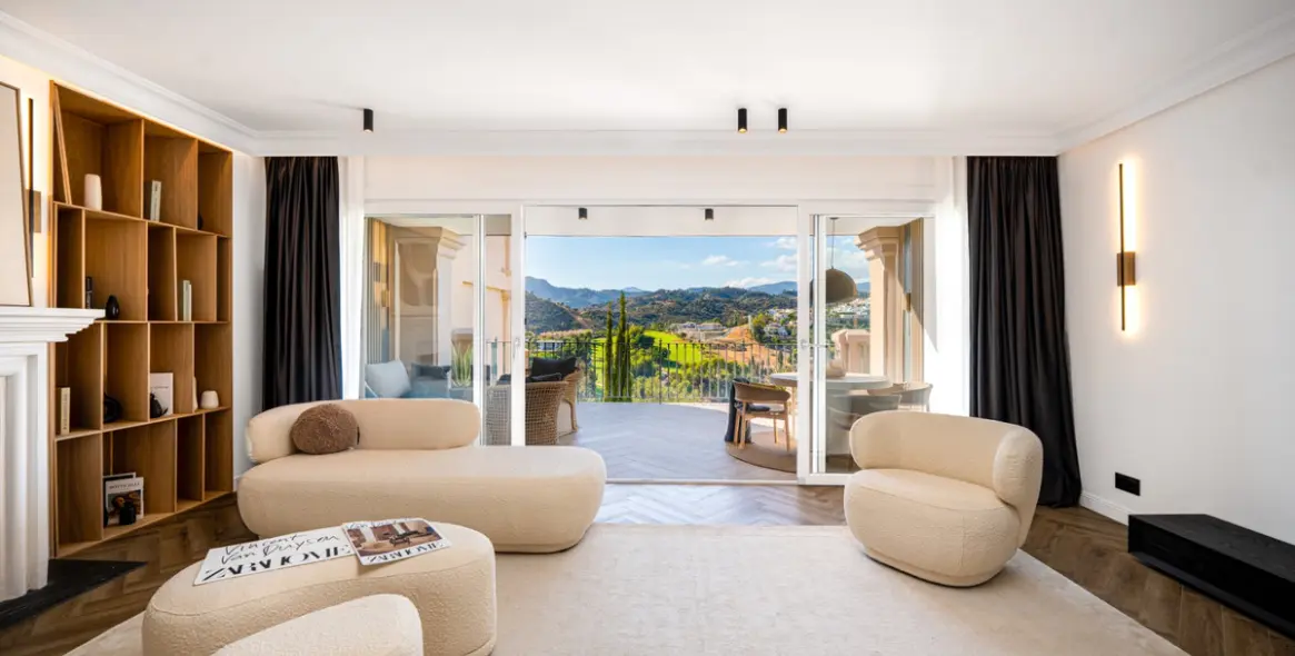 Sale of townhouse in Benahavís (district Benahavís) 2