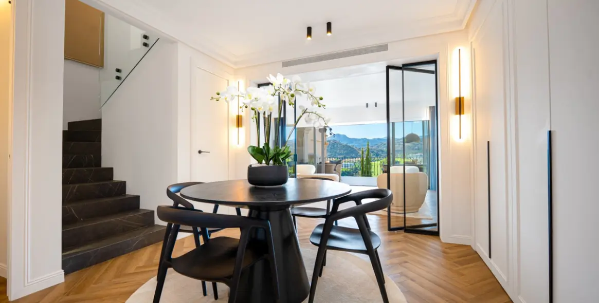 Sale of townhouse in Benahavís (district Benahavís) 4