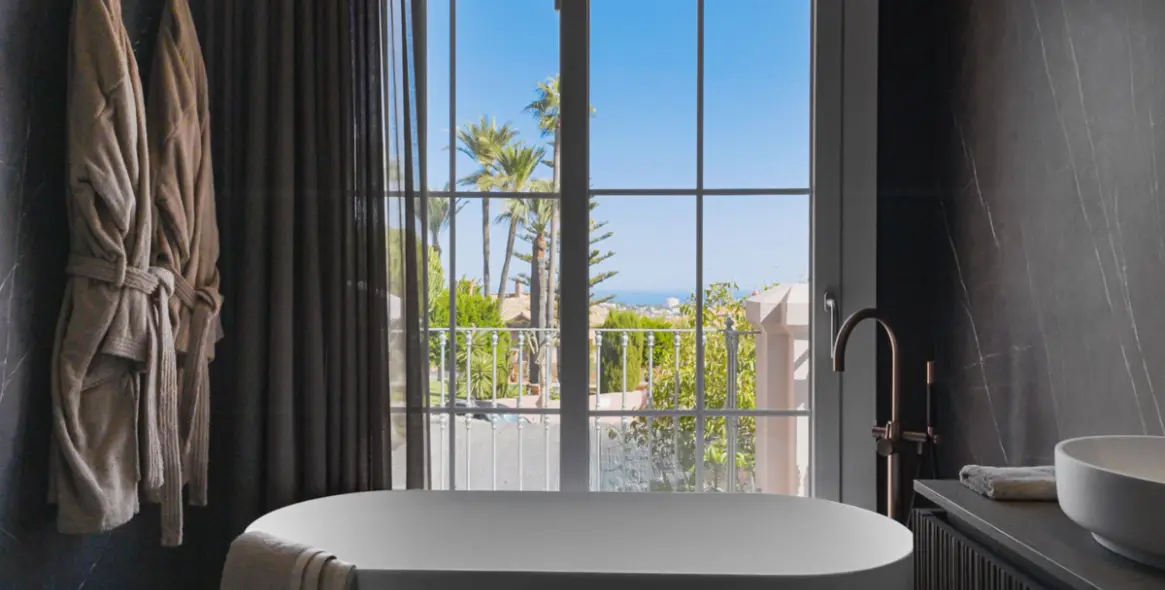 Sale of townhouse in Benahavís (district Benahavís) 5