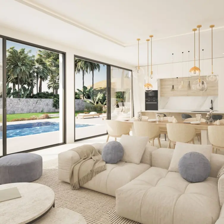 Sale of detached villa in Estepona
