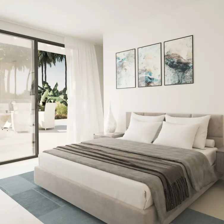 Sale of detached villa in Estepona