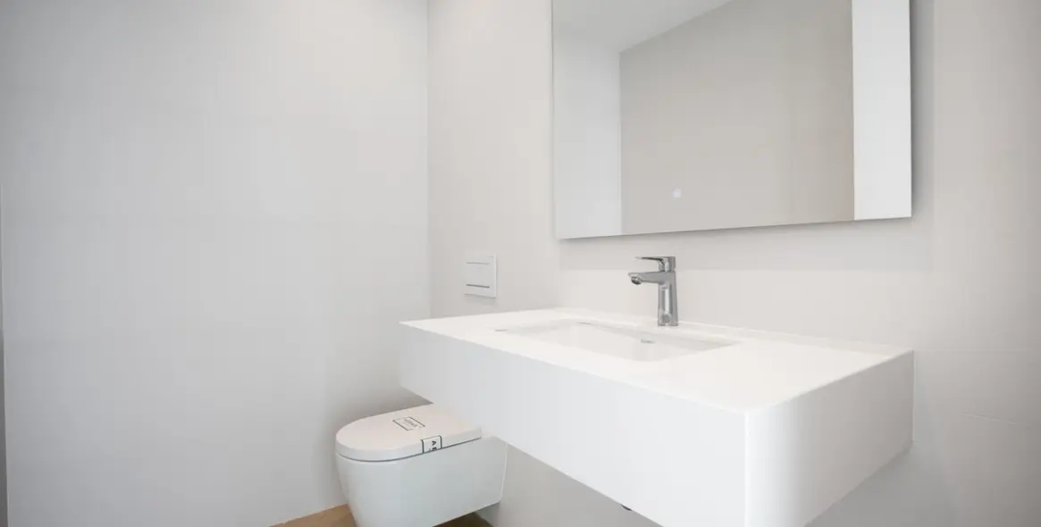 Sale of penthouse duplex in Marbella 26