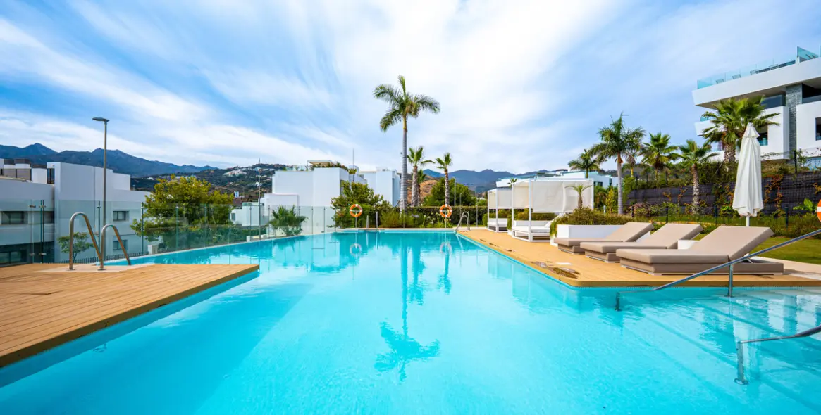 Sale of penthouse duplex in Marbella 39