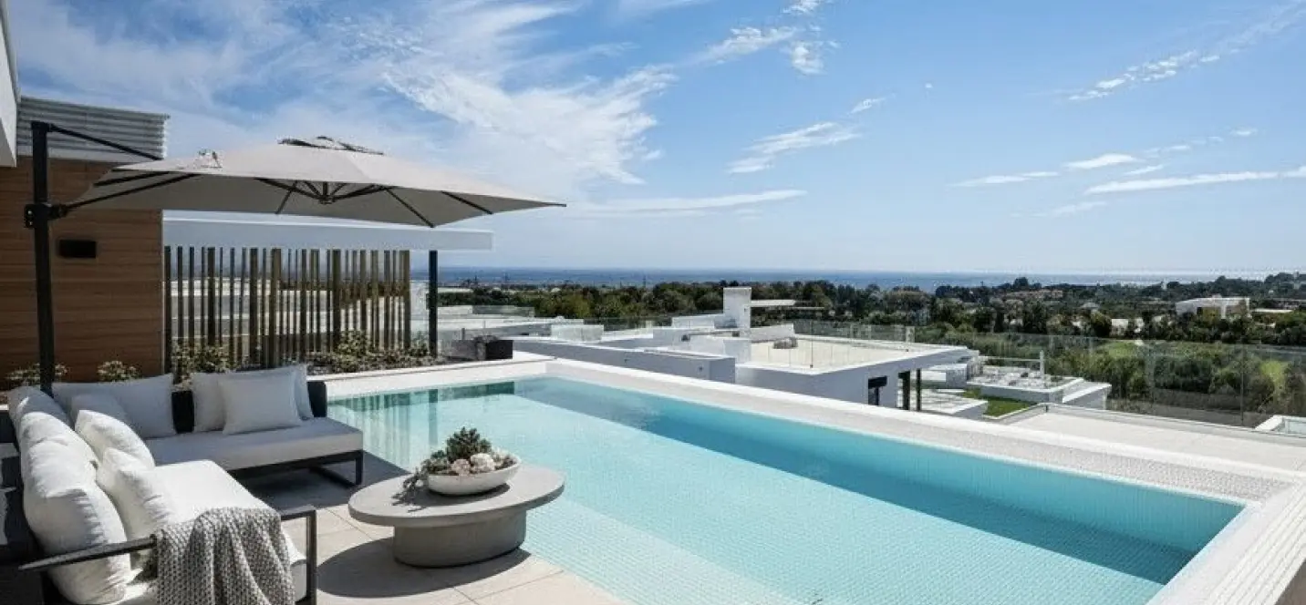 Продажа двухуровневого пентхауса в Marbella 1