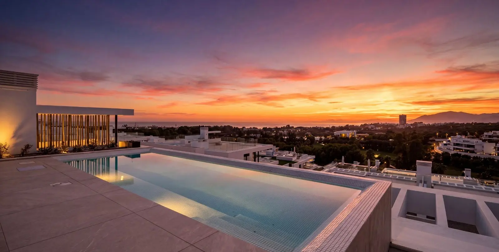 Продажа двухуровневого пентхауса в Marbella 6