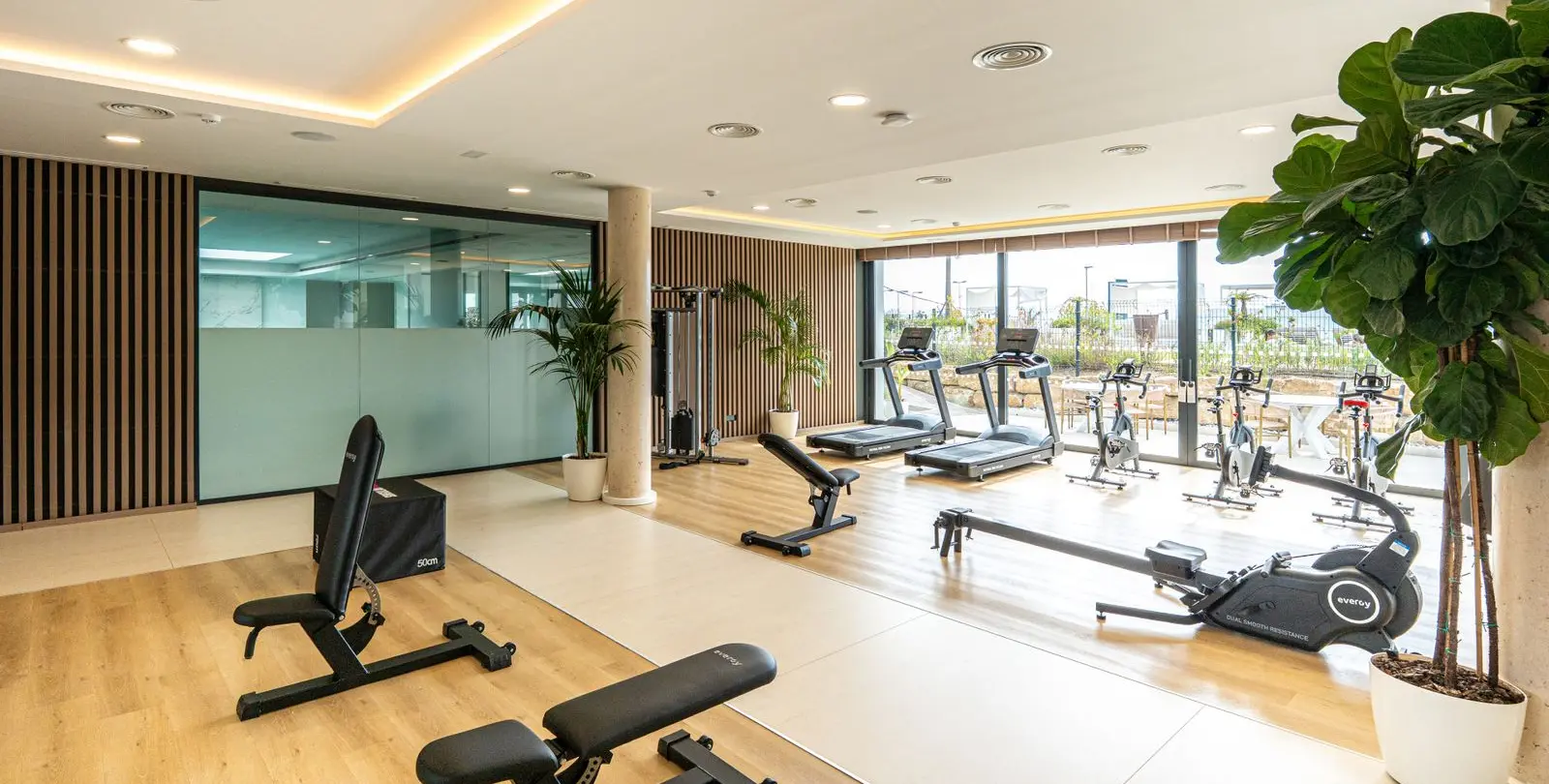 Продажа двухуровневого пентхауса в Marbella 40
