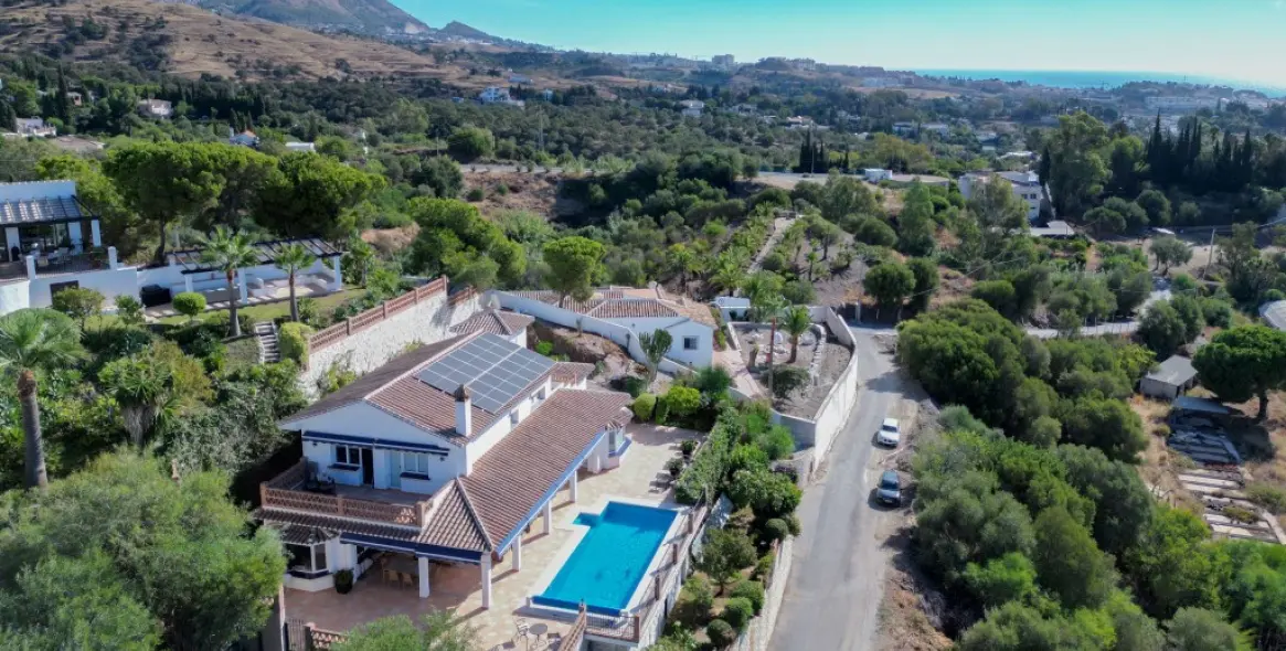 Sale of detached villa in Mijas 11