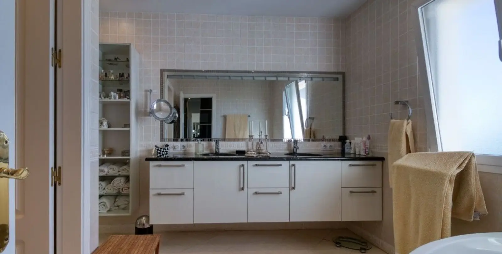 Продажа  отдельно стоящей виллы в Mijas 34