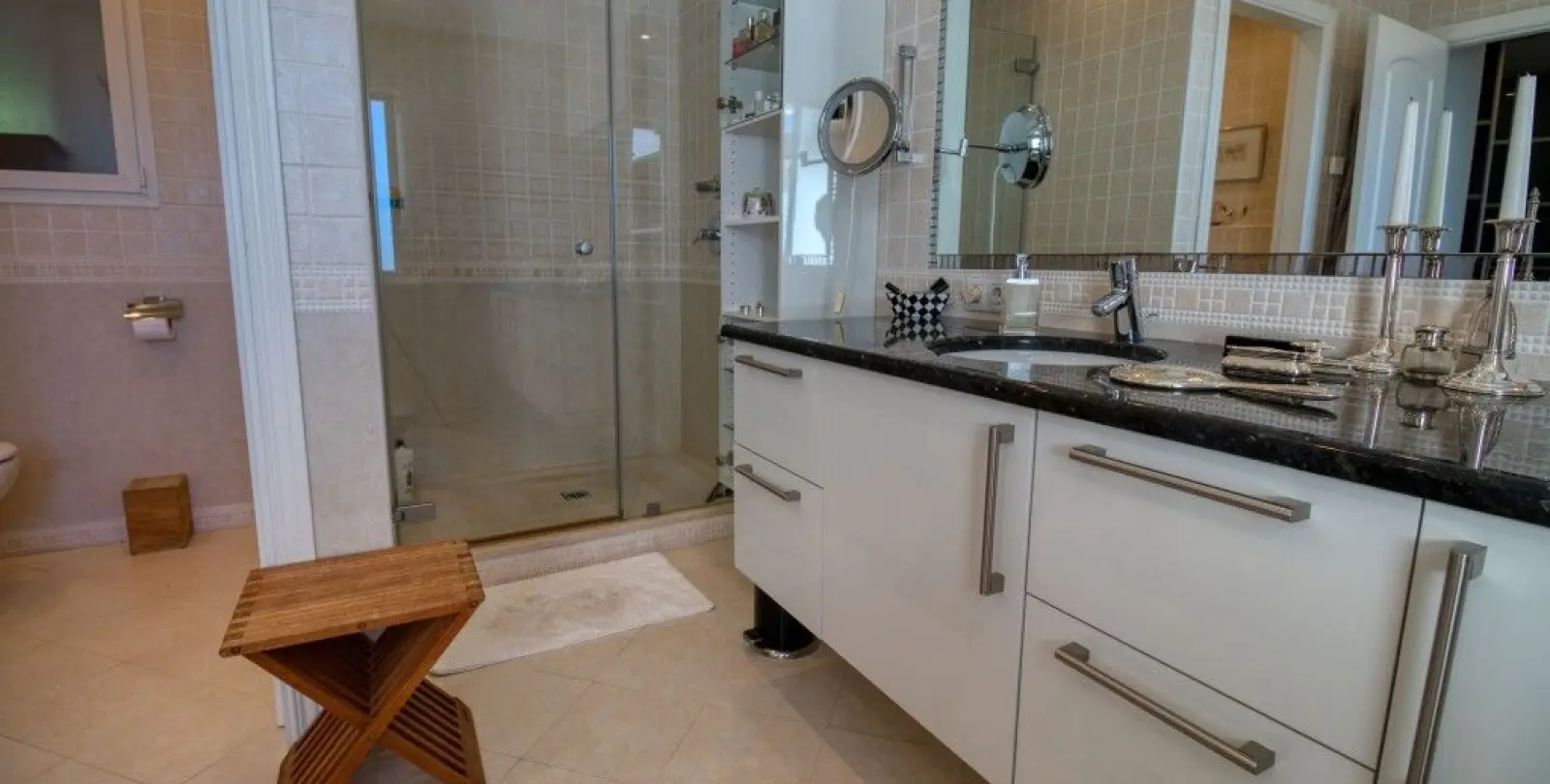 Продажа  отдельно стоящей виллы в Mijas 36