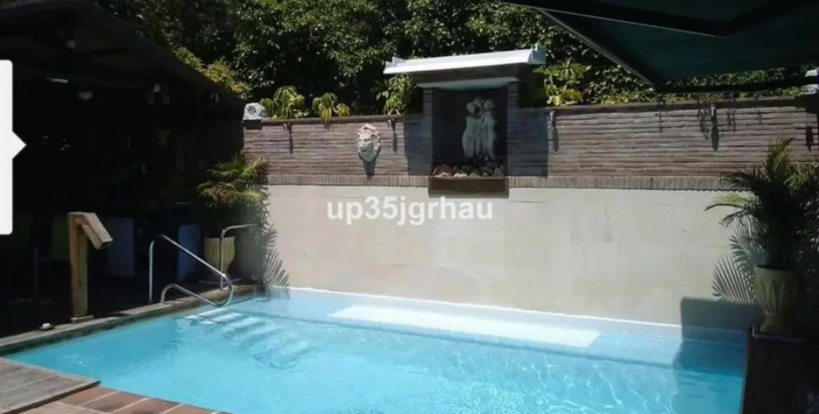 Sale of ground floor apartment in Estepona (district Estepona) 1