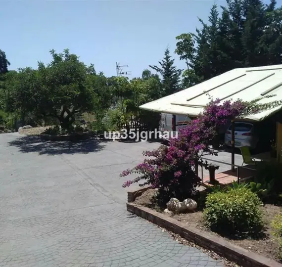 Ground floor apartment R2686784