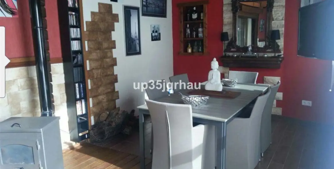 Sale of ground floor apartment in Estepona (district Estepona) 10