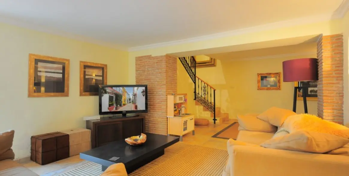 Sale of townhouse in Marbella (district Marbella) 10