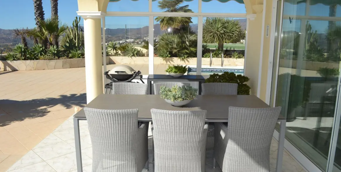 Sale of detached villa in Sierrezuela 16