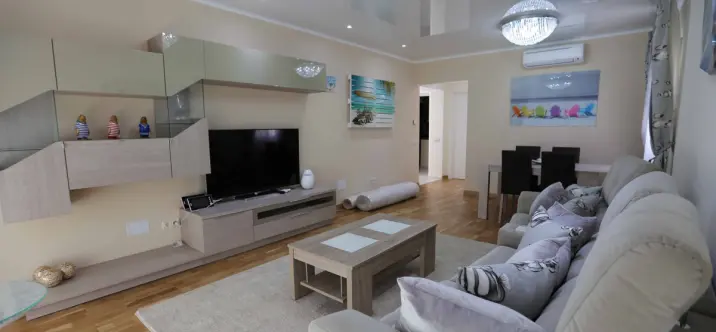 Venta de villa independiente en San Pedro de Alcántara 3