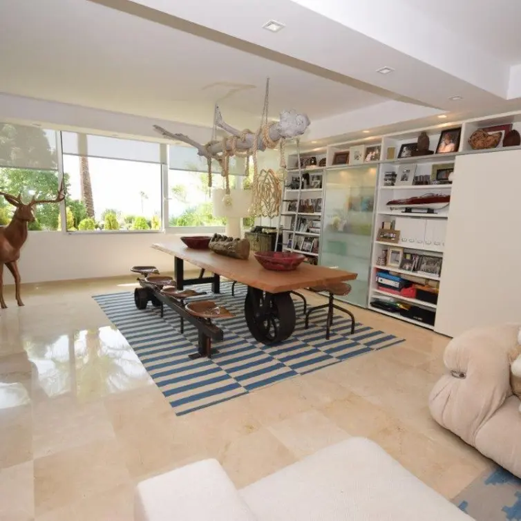 Venta de apartamento en planta media en Costalita