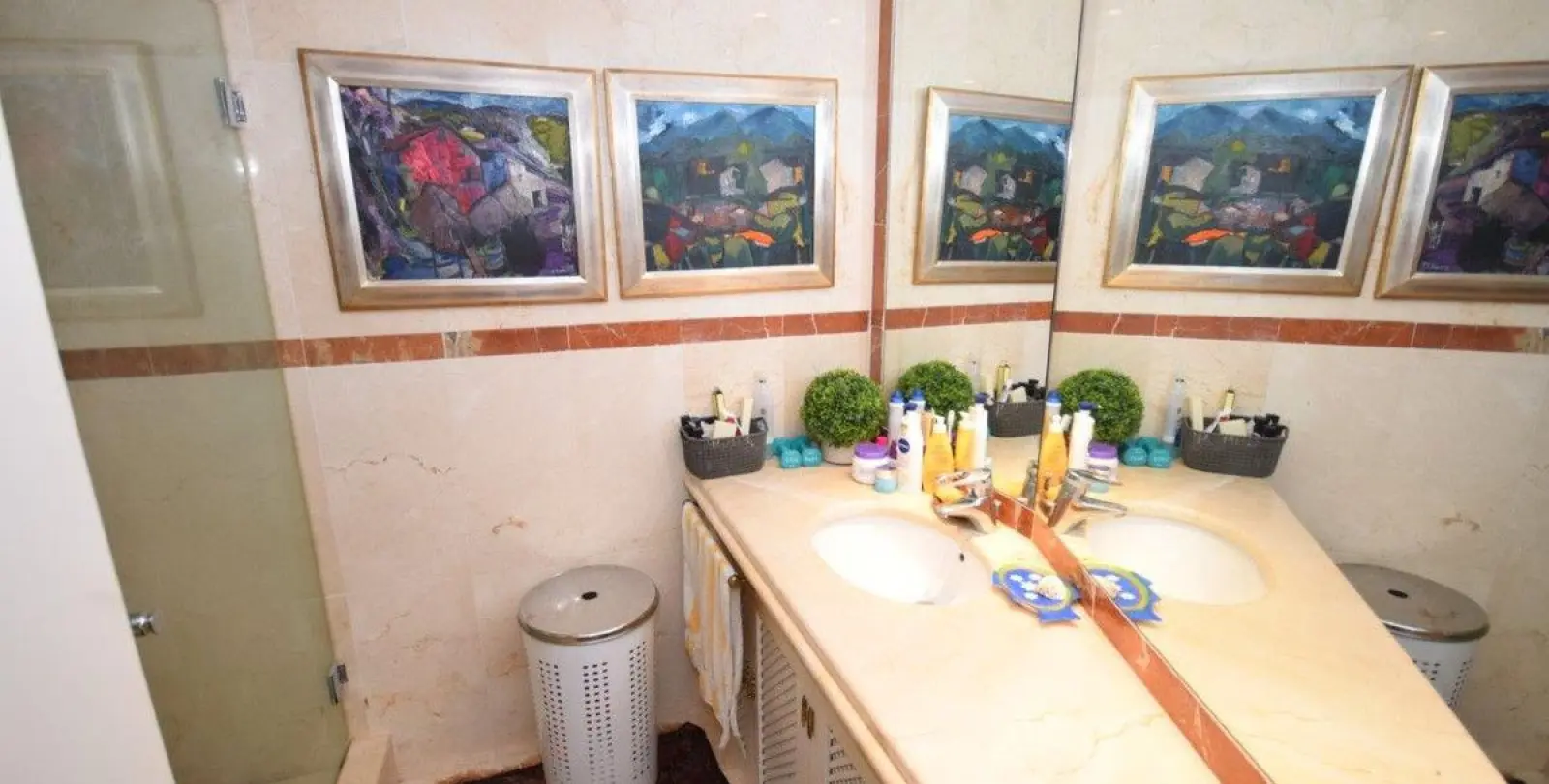Venta de apartamento en planta media en Costalita 16