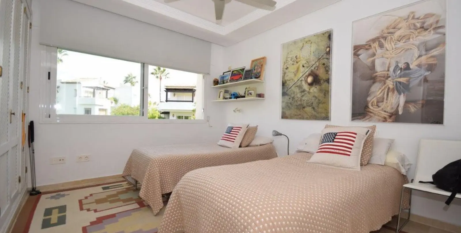 Venta de apartamento en planta media en Costalita 18