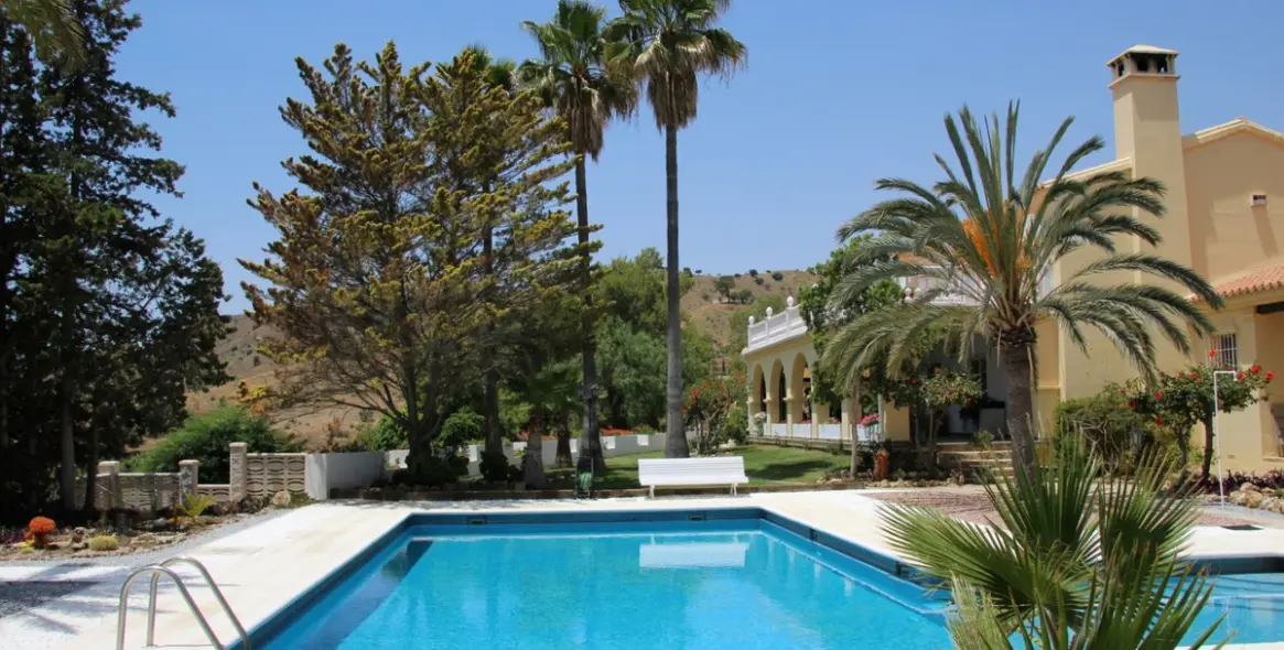 Venta de villa independiente en Costa del Sol East 1