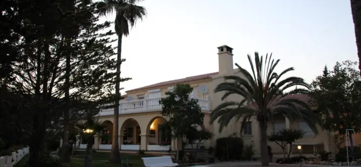 Villa independiente R3209428 2