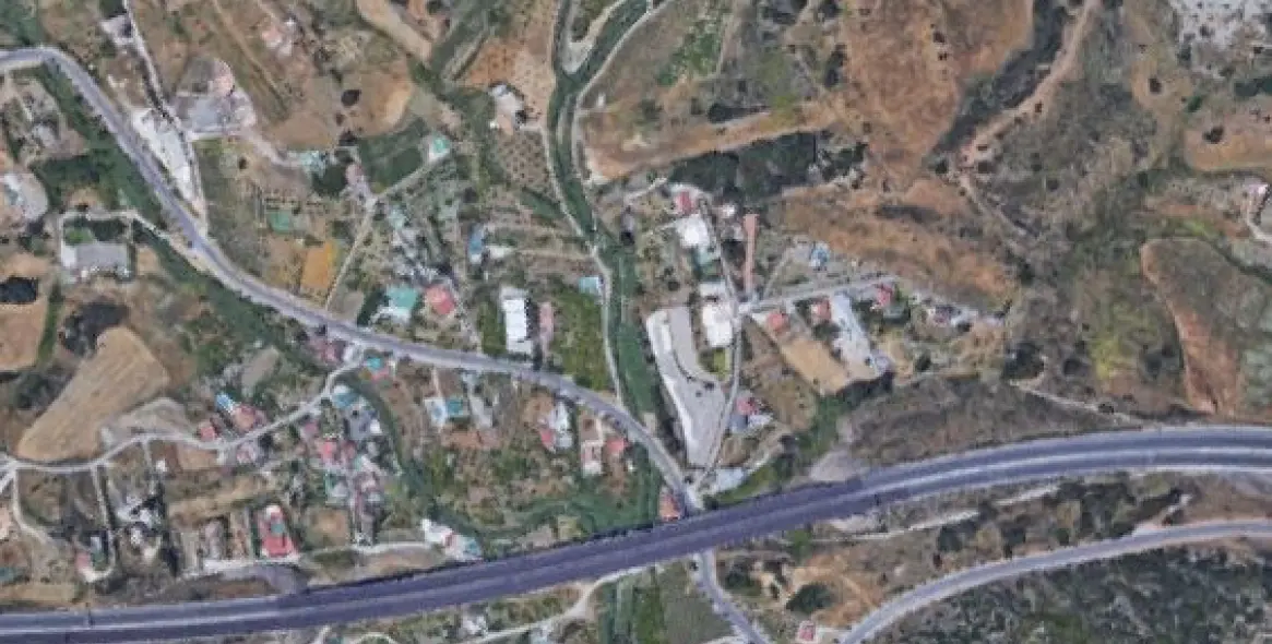 Продажа  жилого участка в Estepona 4