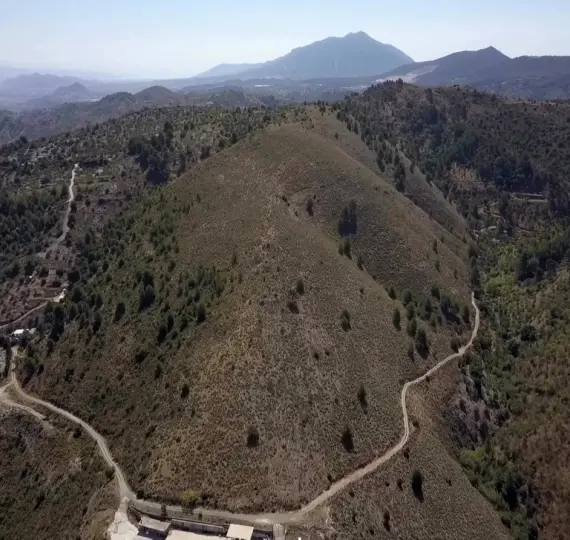 Жилой участок R3491428