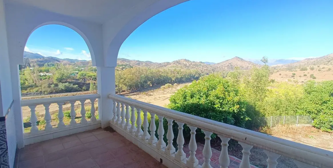 Venta de finca - cortijo en Coín 35
