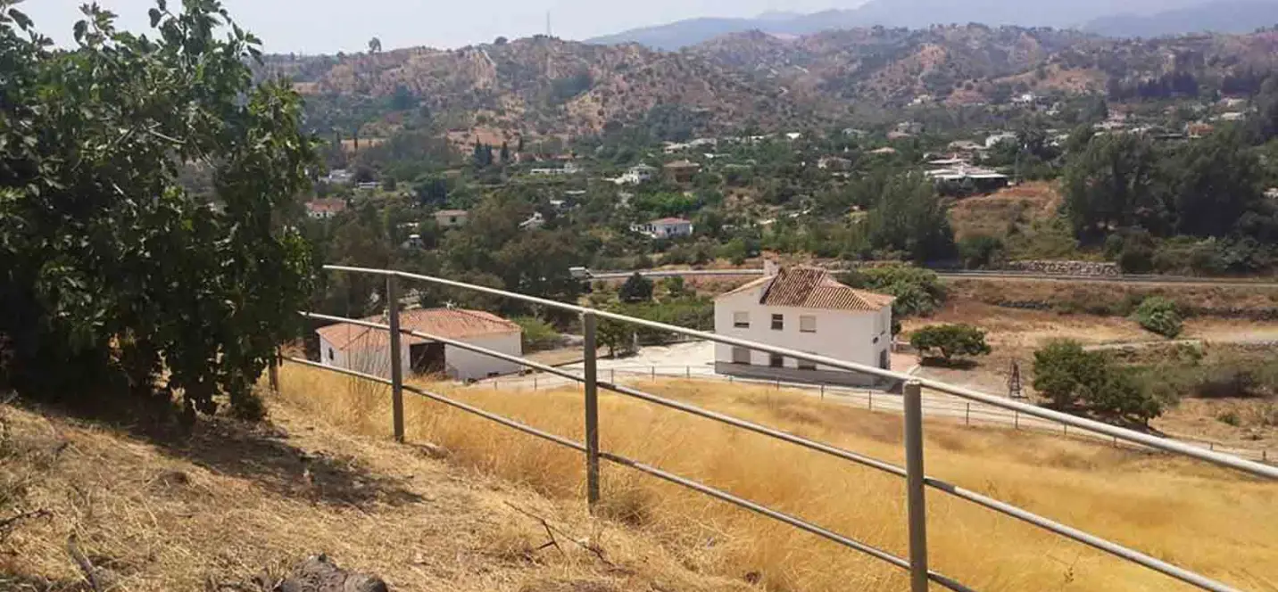 Sale of finca - cortijo in Coín 1