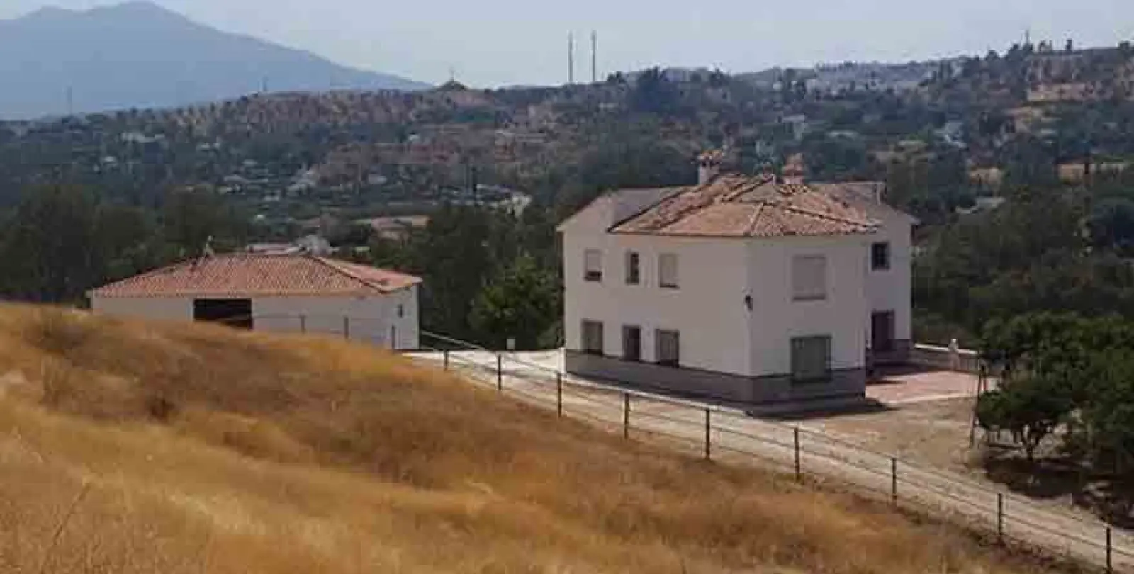 Sale of finca - cortijo in Coín 13