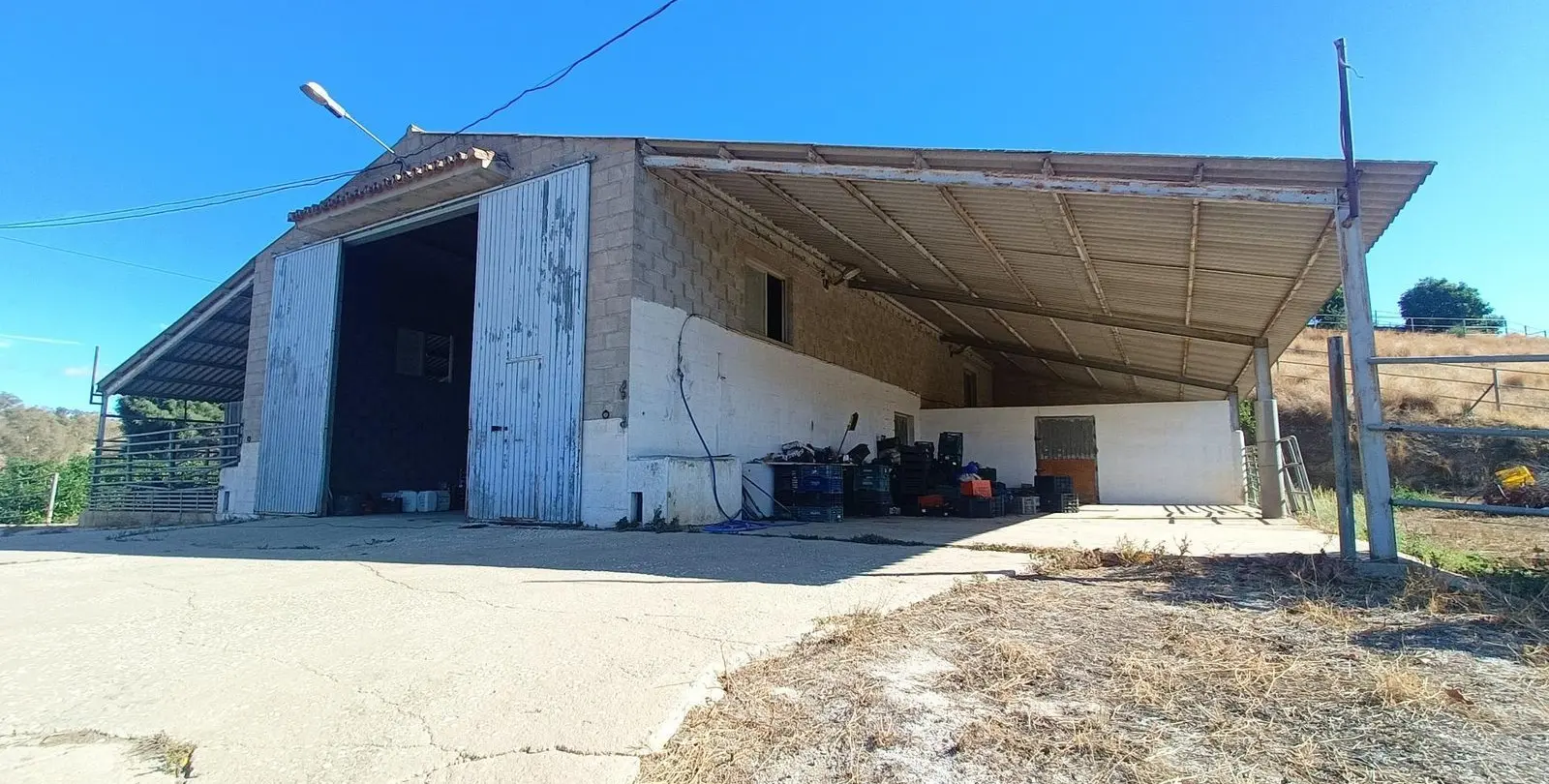 Sale of finca - cortijo in Coín 18