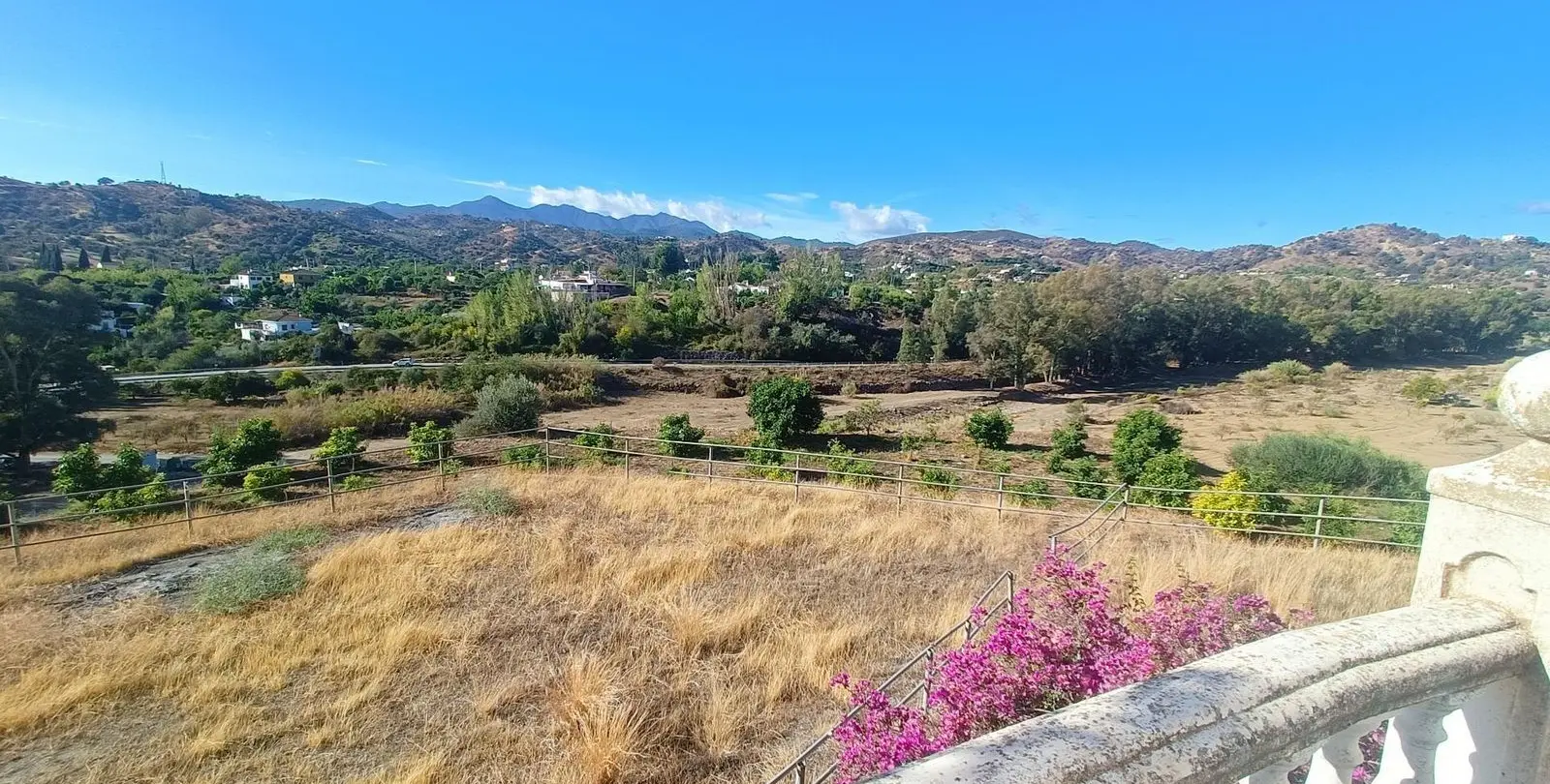 Sale of finca - cortijo in Coín 22
