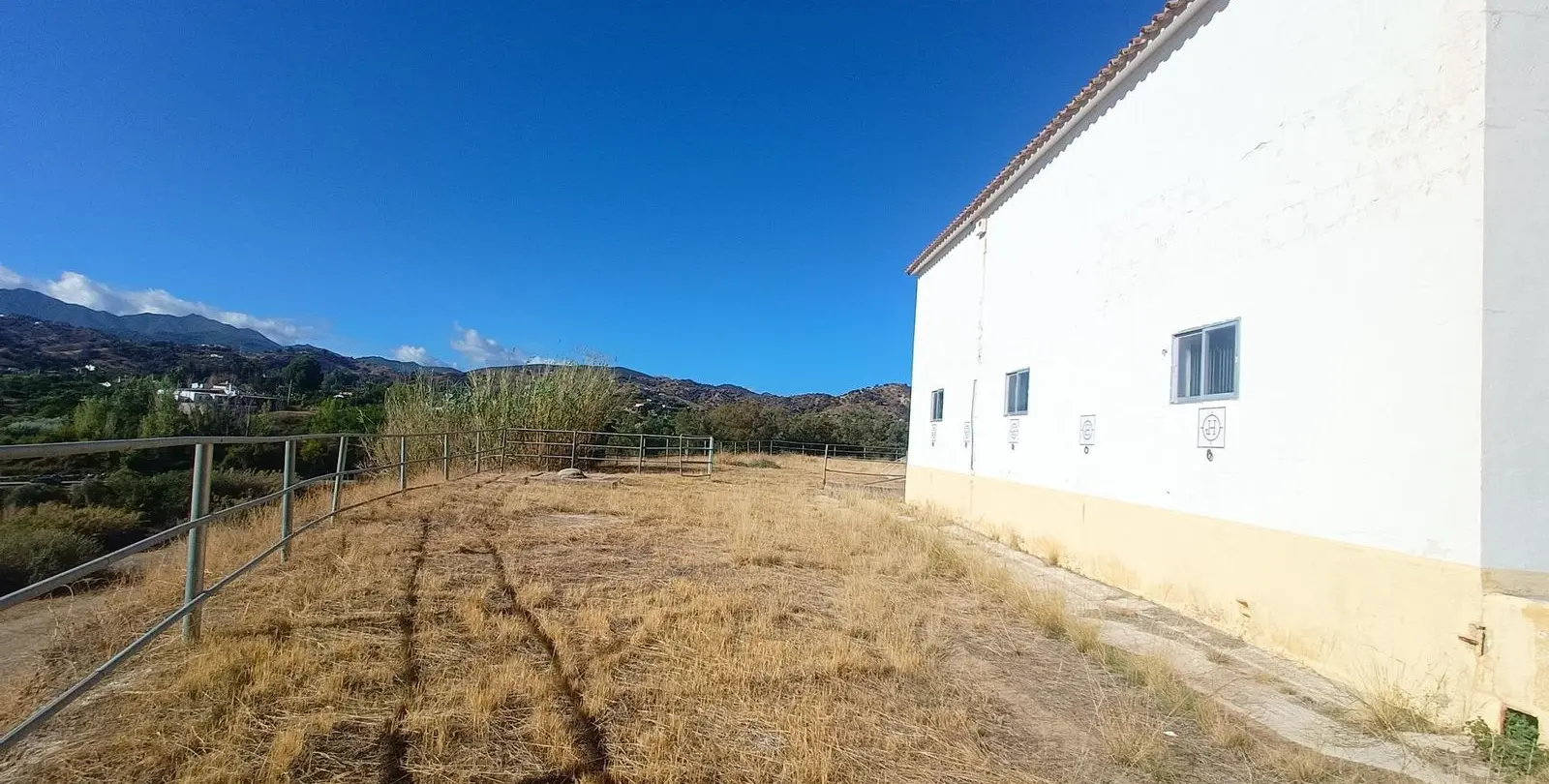 Sale of finca - cortijo in Coín 80