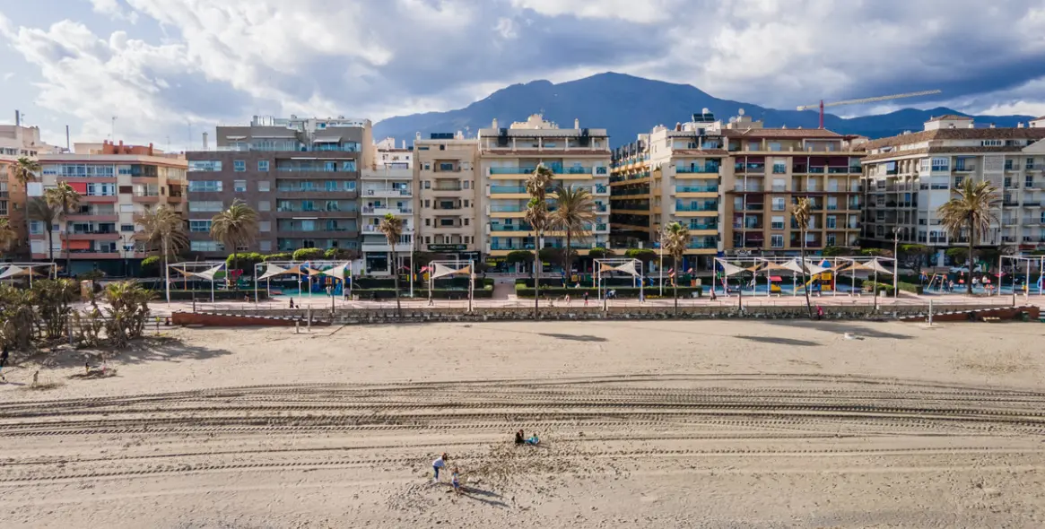 Продажа магазина в Estepona 10