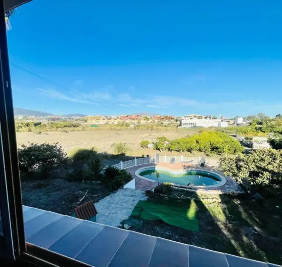 Продажа  отдельно стоящей виллы в Cancelada