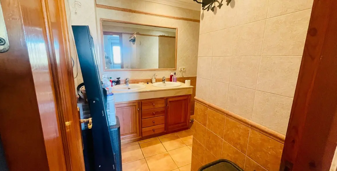 Продажа  отдельно стоящей виллы в Cancelada 21