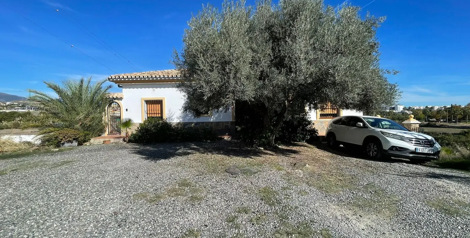 Sale of detached villa in Cancelada 25