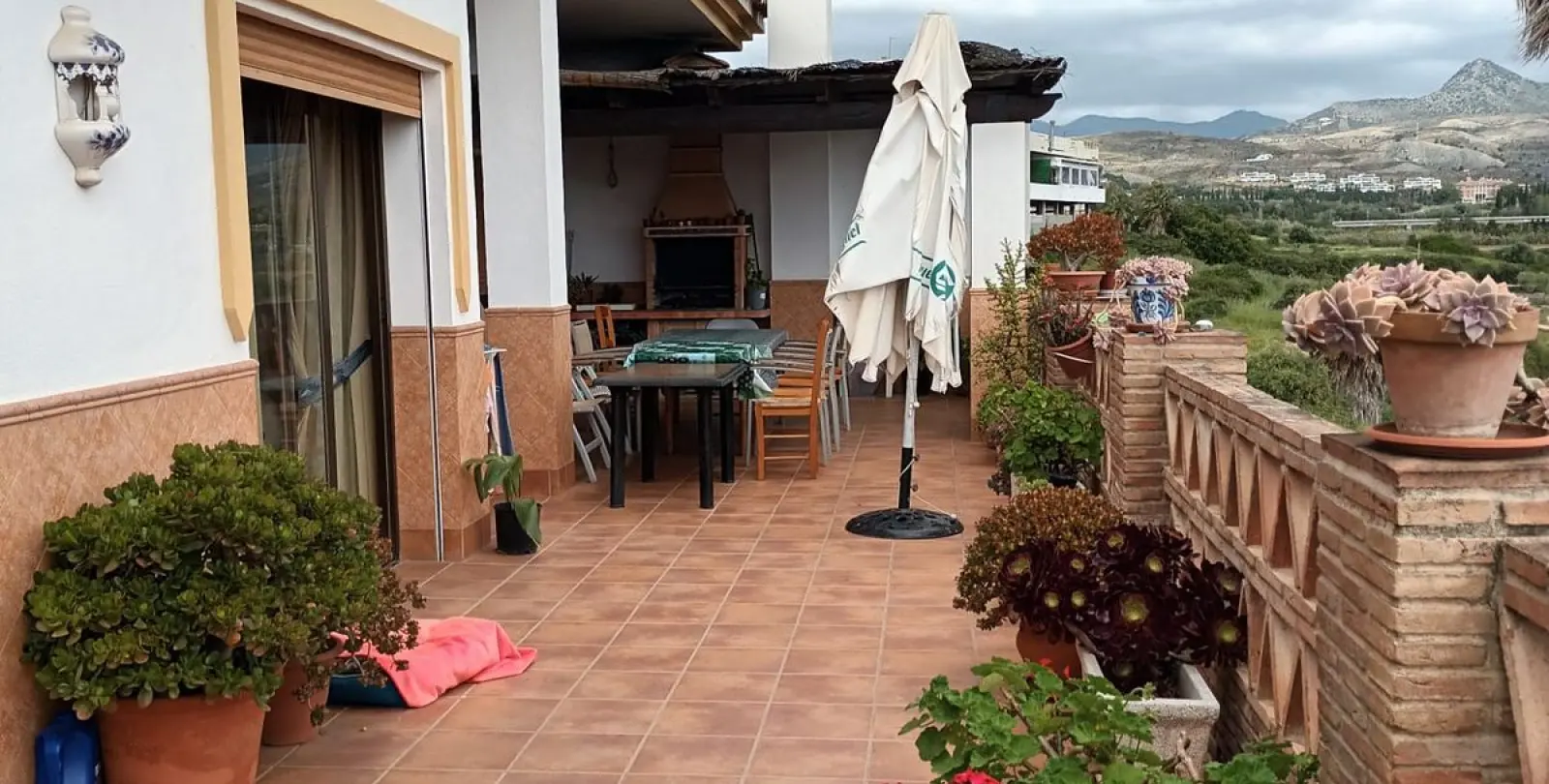 Sale of detached villa in Cancelada 31