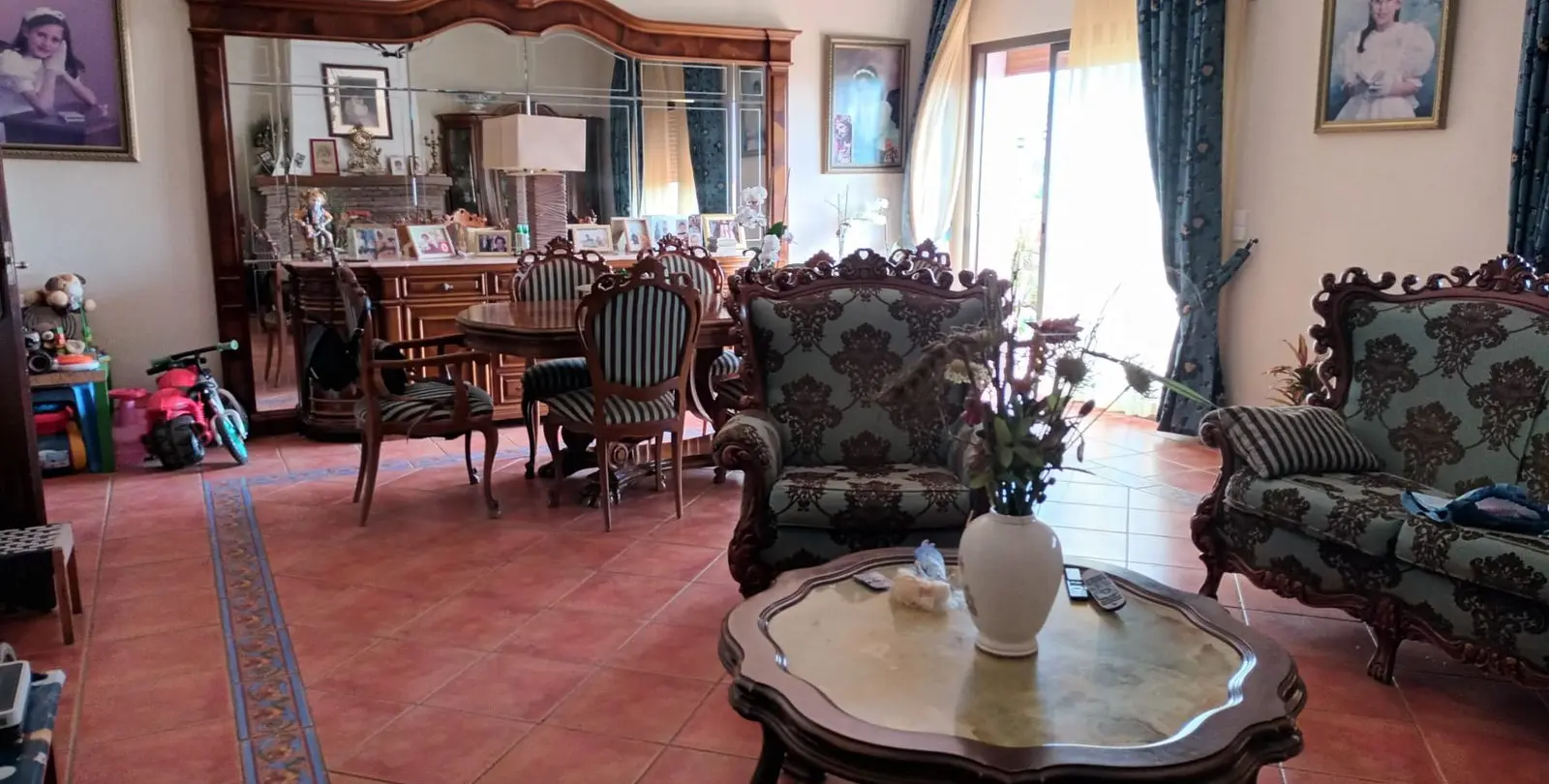 Sale of detached villa in Cancelada 32