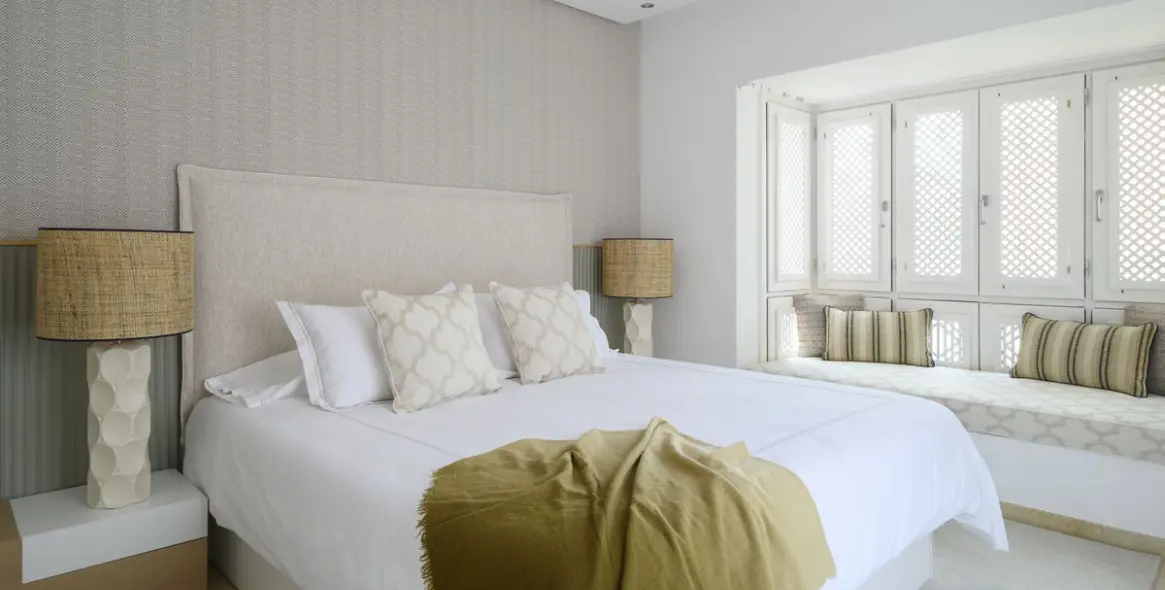 Sale of penthouse in Estepona (district Estepona) 10