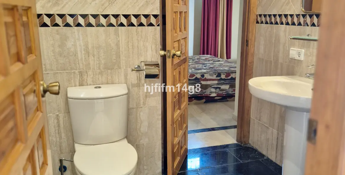 Venta de villa independiente en La Campana 15