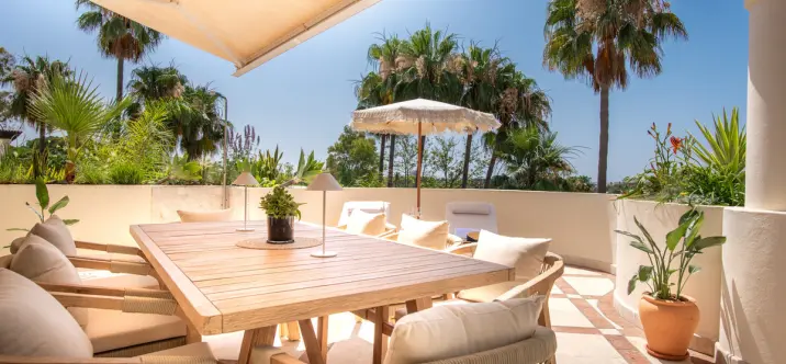 Venta de ático dúplex en Nueva Andalucía 1